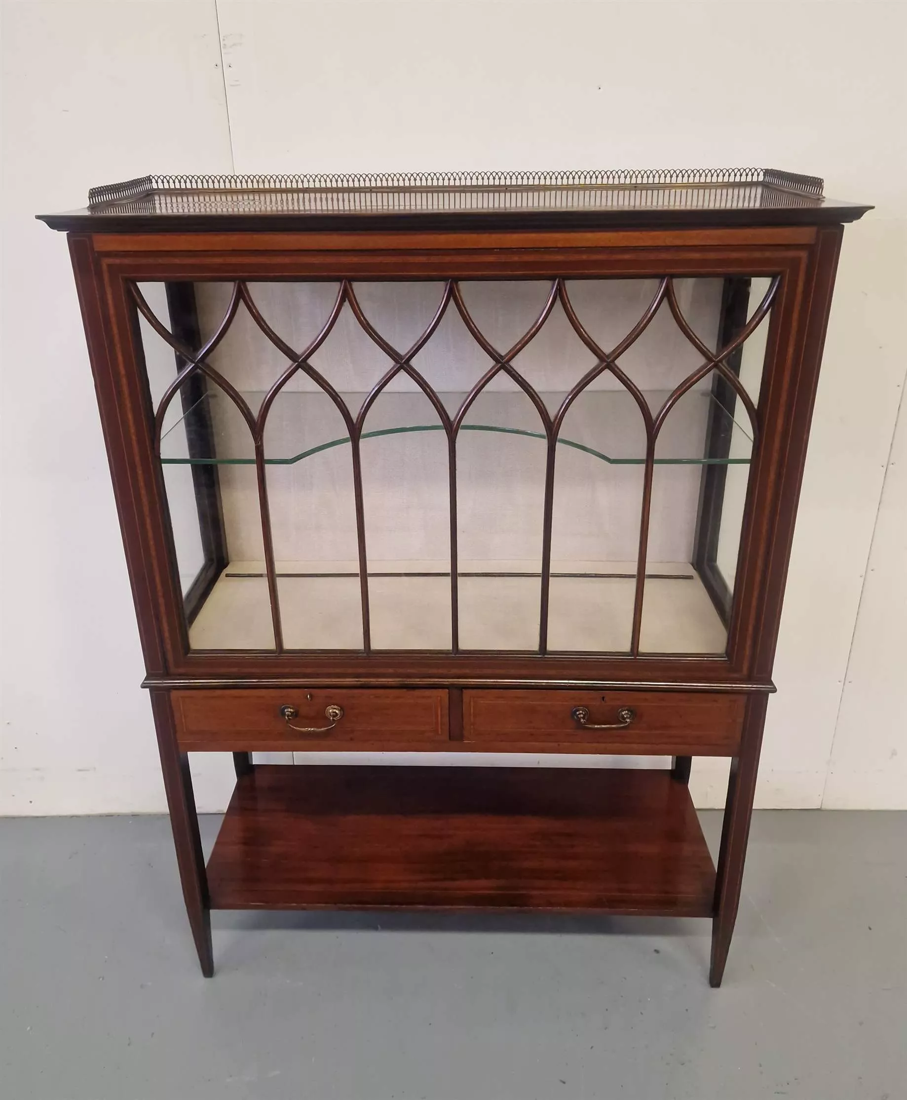 Vitrine élégante 