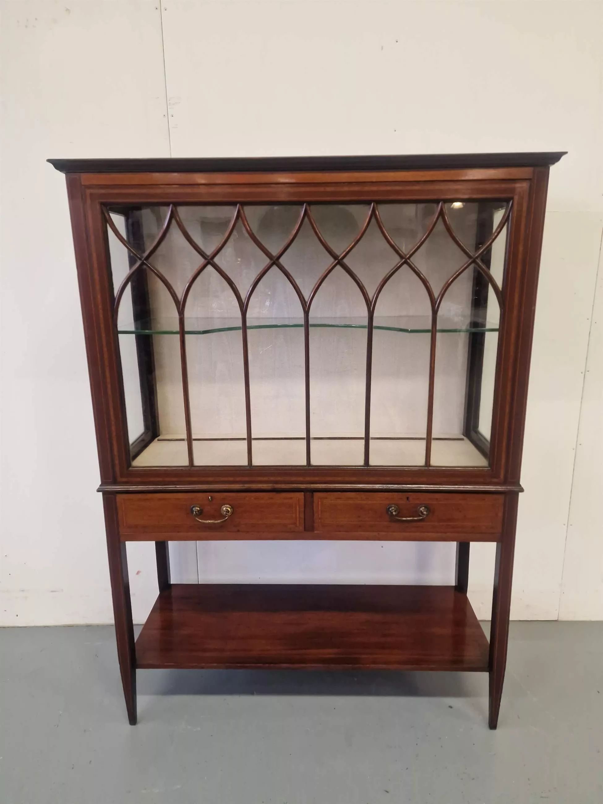 Vitrine élégante 