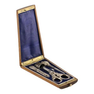 Sewing kit