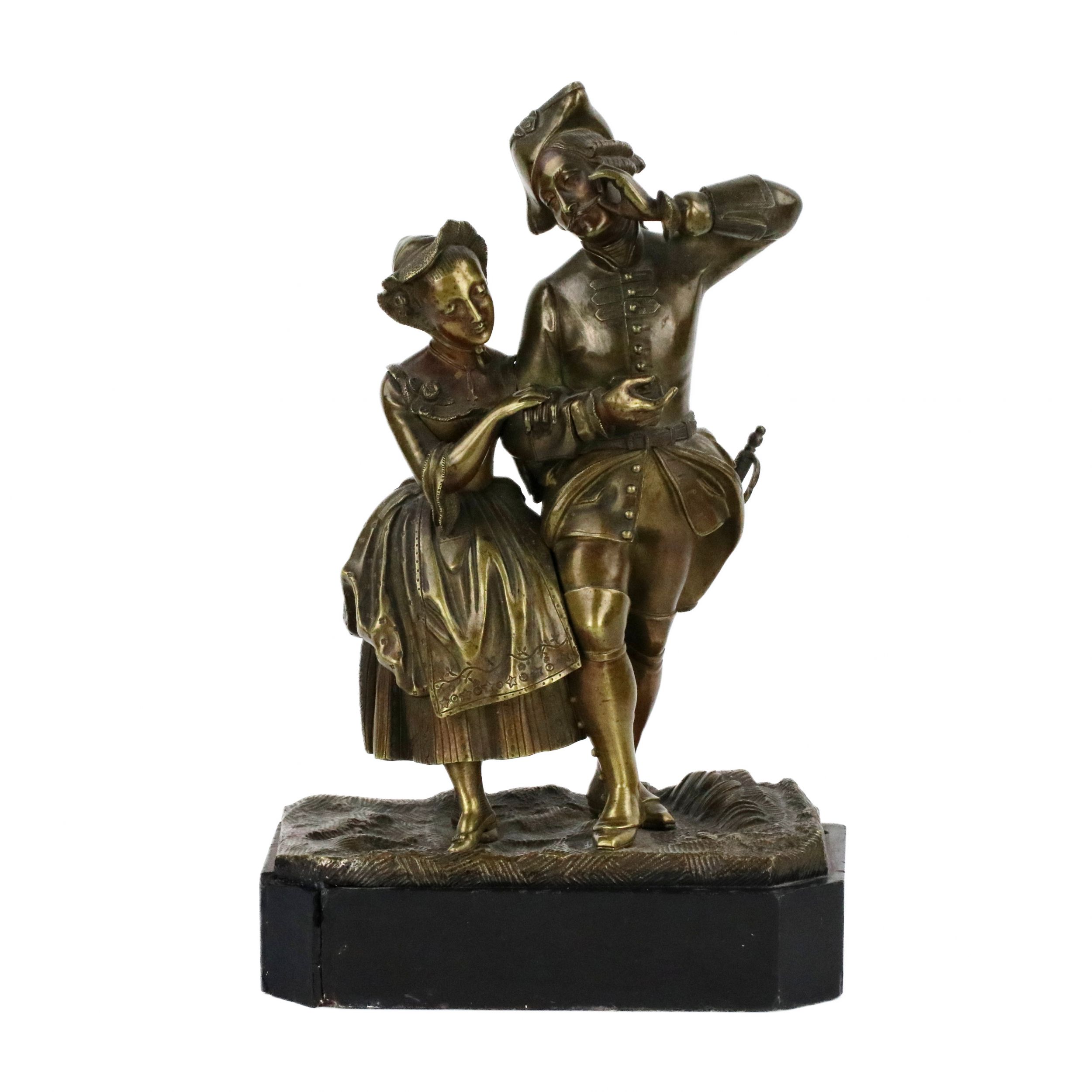 Sculpture-en-bronze-Couple-romantique-