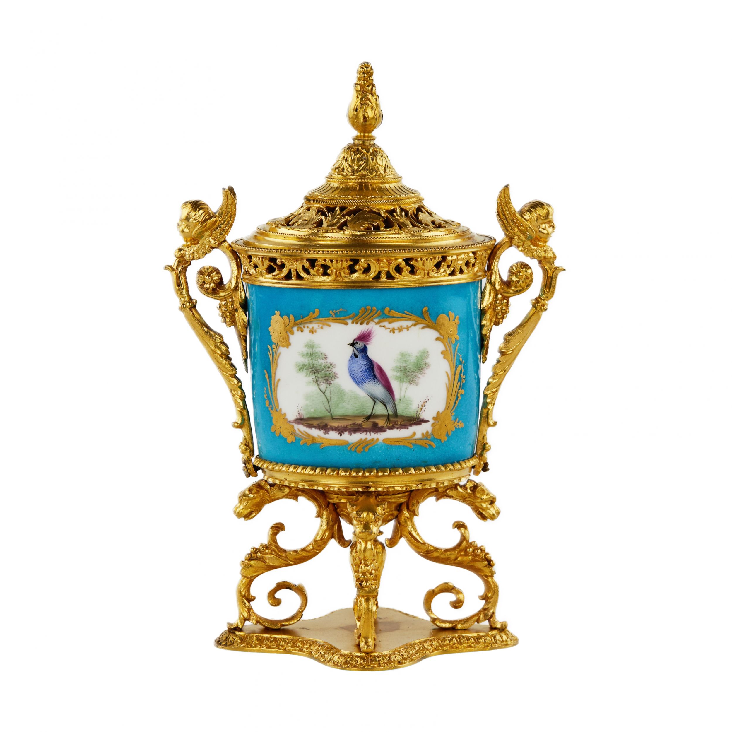 Boîte à arômes en bronze doré avec incrustation de porcelaine de style Sèvres. La fin du 19ème siècle 
