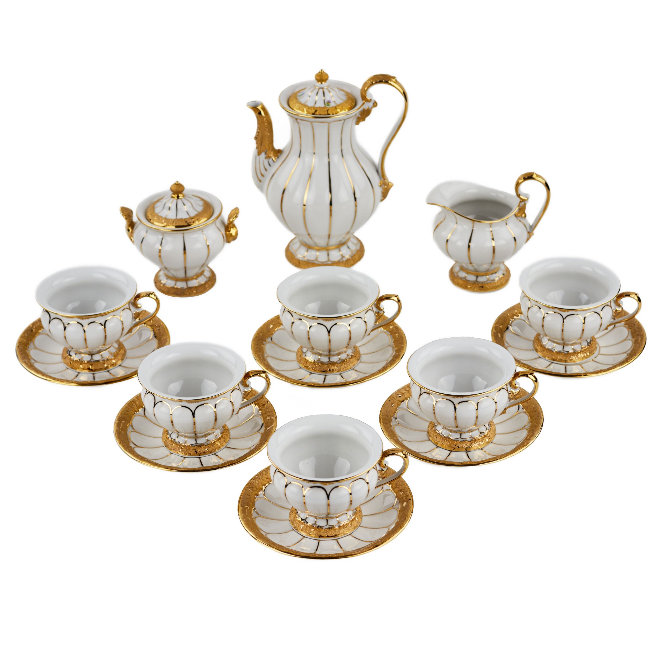 White and gilded porcelain mocha coffee service for six people. Meissen 