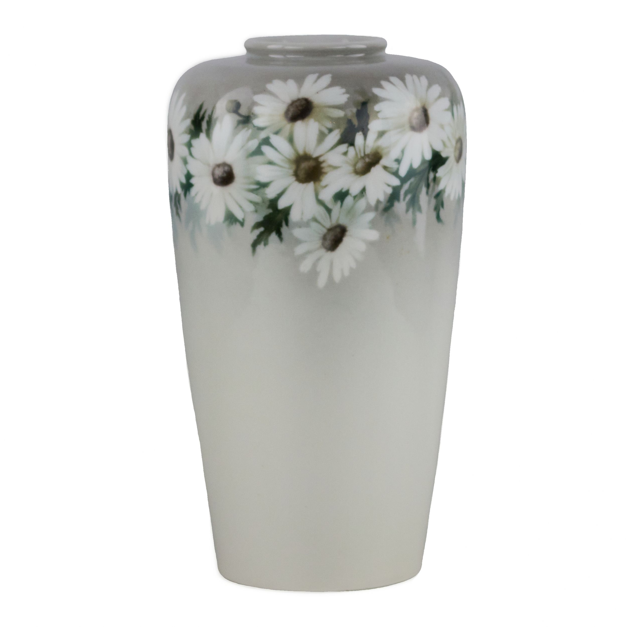 Vase-Daisies-Imperial-Porcelain-Factory-1915-