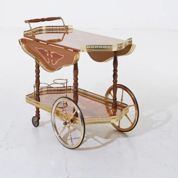 Serving table on wheels