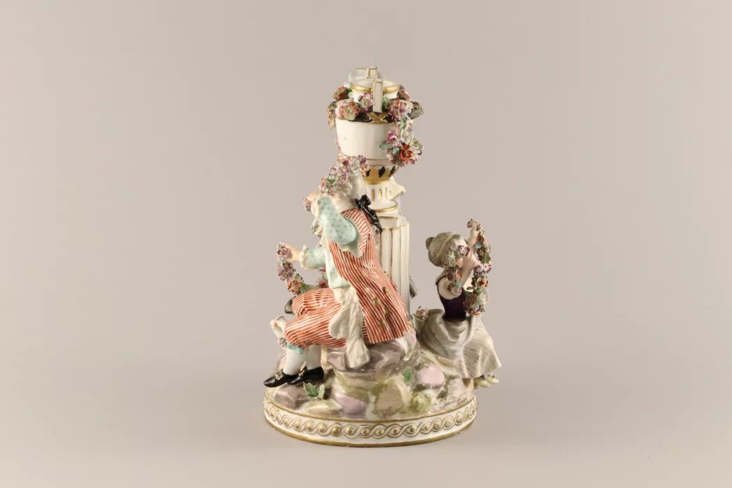 Porcelāna figūra