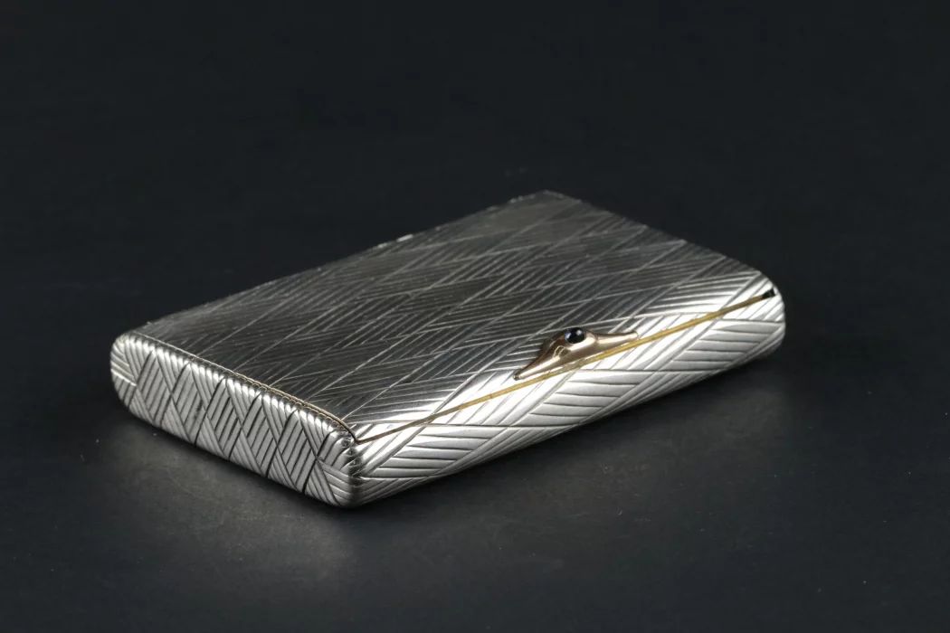 Silver cigarette case 