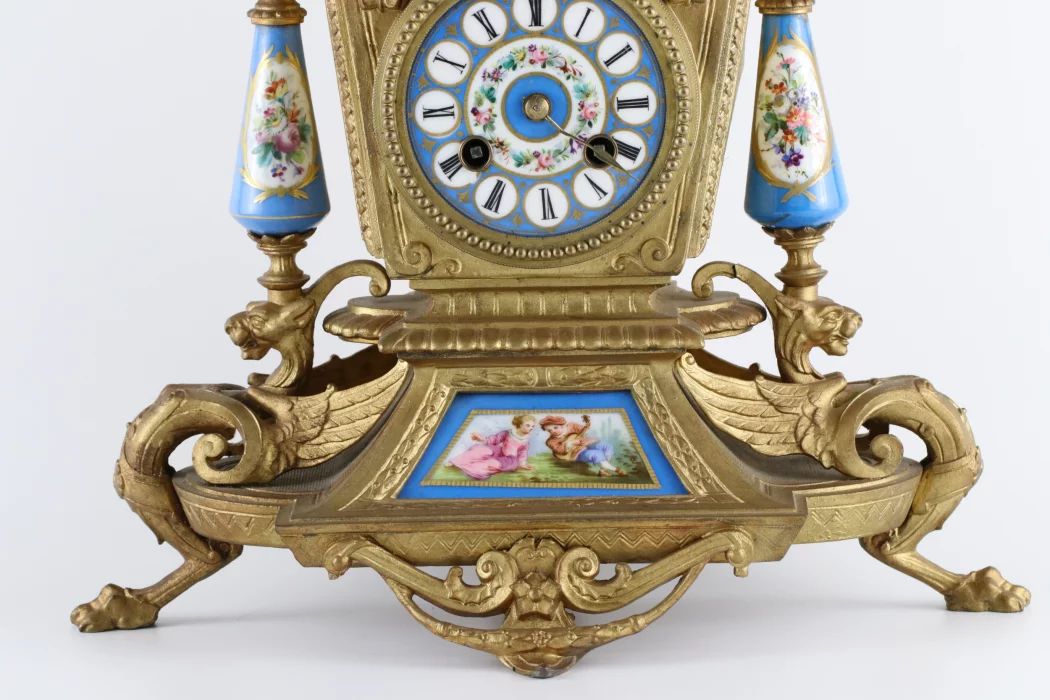 Mantel clock in the style of Louis XIV