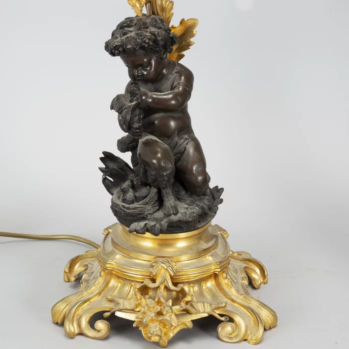 Paire de candelabres rococo en bronze