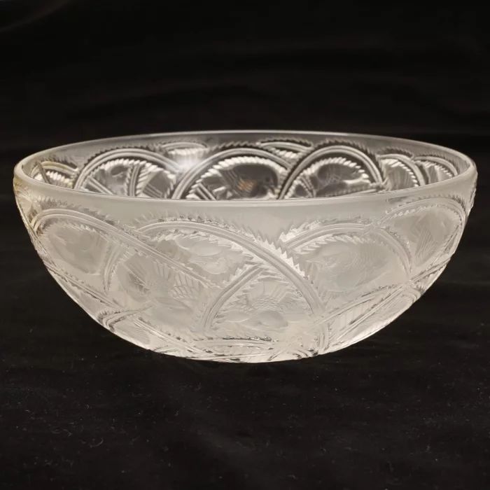 Lalique Crystal Bowl “ Pinsons”