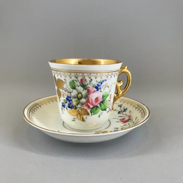 Cup with saucer. Kuznetsov Riga