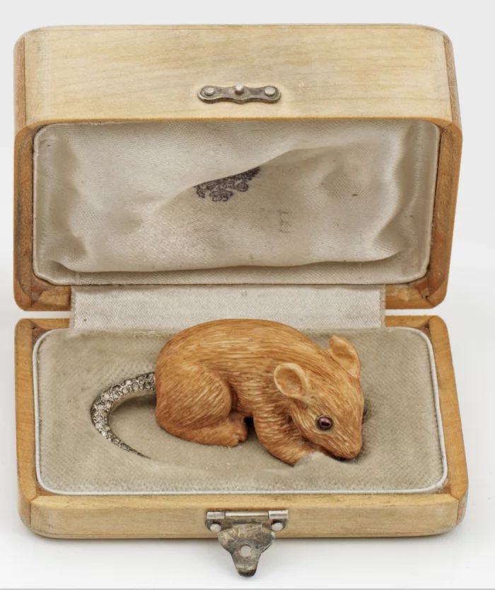 Figurine "Souris" .