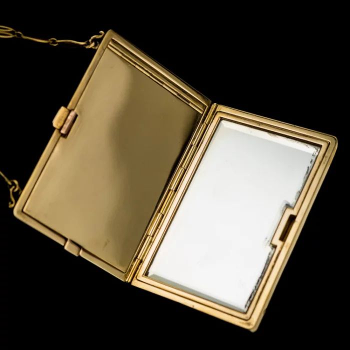 FRENCH 18K GOLD & ENAMEL VANITY CASE VAN CLEEF & ARPELS c.1930