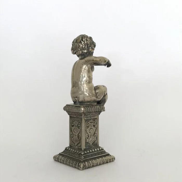 Mūziķa Putti sudraba figūriņa