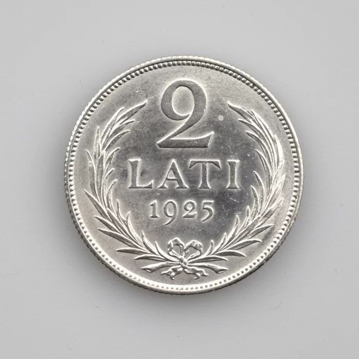 Pièce en argent de 2 lats, 1925.