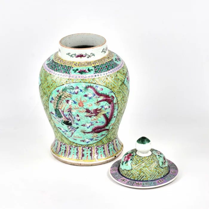 Chinese vase "famille verte". Guangxu 