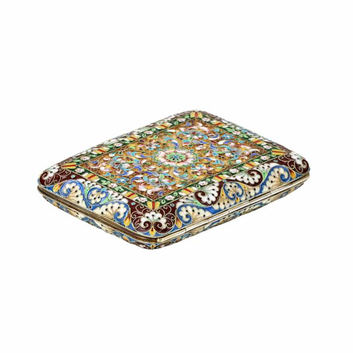 Silver cigarette case with gilding and cloisonne enamel. 