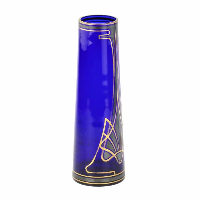 Vase conique Art Nouveau en verre cobalt. 