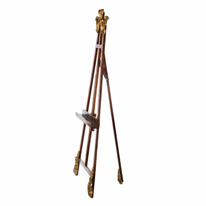 Mahogany easel with gilding, late Biedermeier style, mid-19th century. 