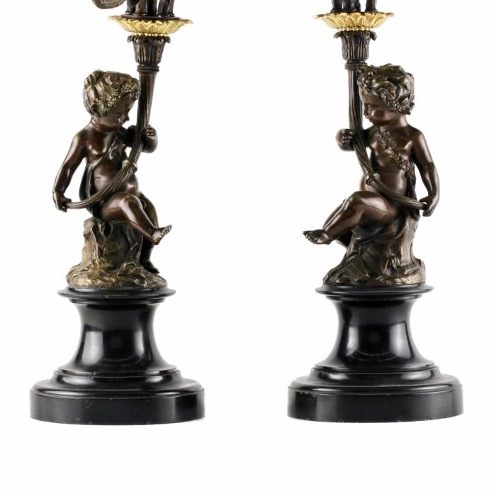 Pair of bronze candlesticks. 19th century. 
