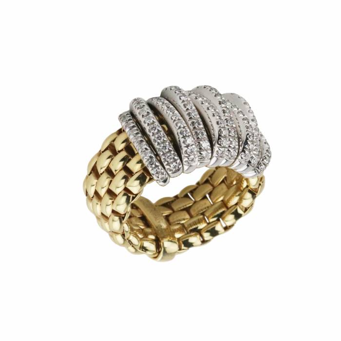 Elastīgs gredzens no divu toņu zelta ar dimantiem, itāļu firma Fope. 