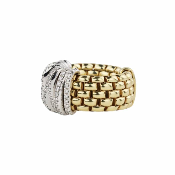 Elastīgs gredzens no divu toņu zelta ar dimantiem, itāļu firma Fope. 