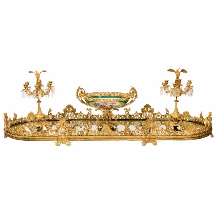 Grezns servēšanas komplekts Surtout de table, Napoleona III laikmets. 