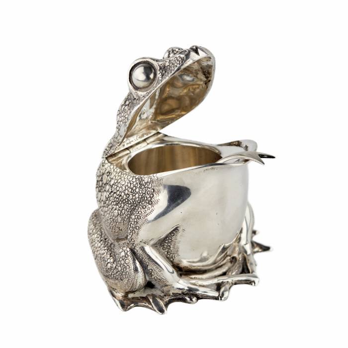 Moutarde argentee en forme de grenouille. TIFFANY & CO. 