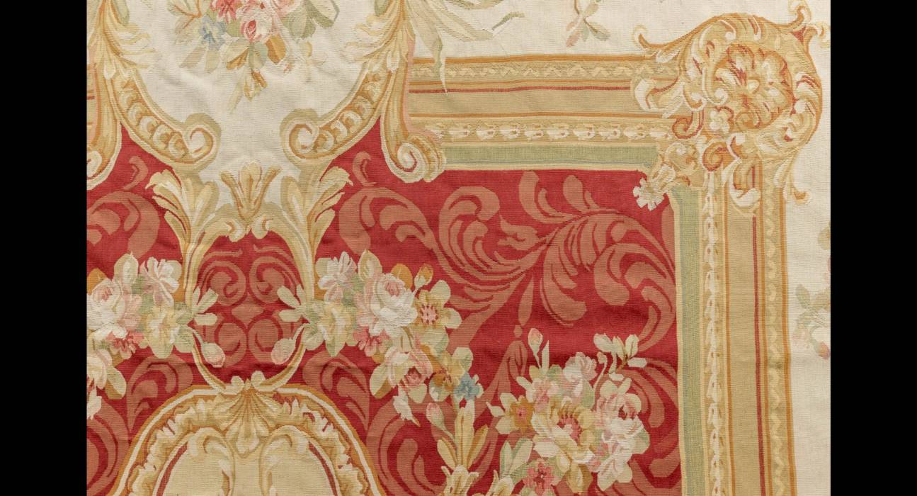 Exceptional, old Aubusson carpet from the 19th century. France. 