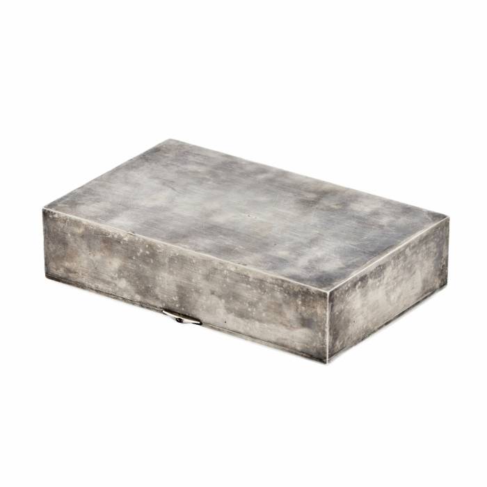 Массивная, серебряная коробка для сигар Соловей разбойник.