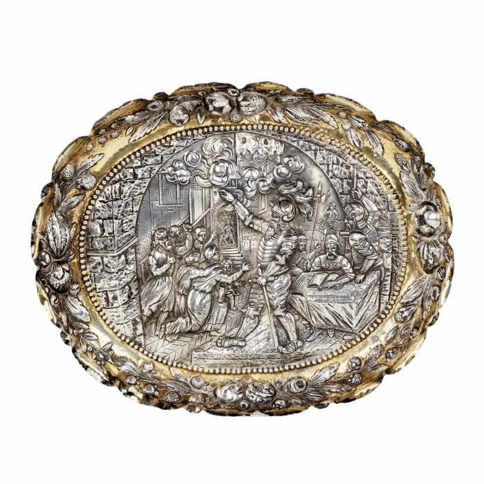 Silver, decorative dish with a scene of a knights court. 19th century. 