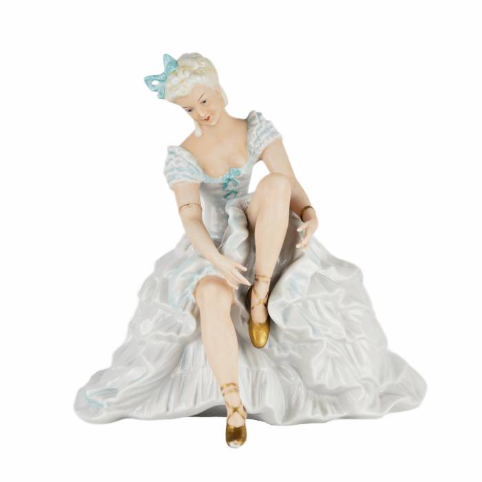 Porcelain figurine. Ballerina. Unterweissbach.Germany. 1950-1960s 