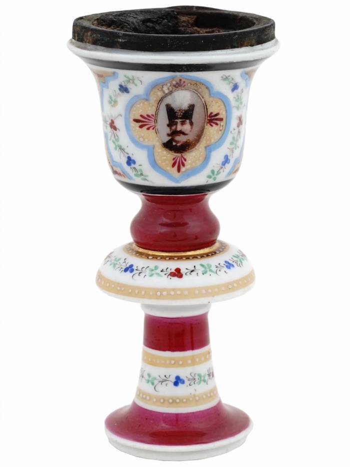 Hand painted porcelain hookah. Kuznetsov factory in Dulevo. Russia. 19th century