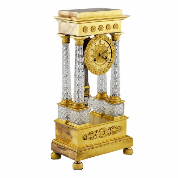 Каминные часы в стиле Ампир. Париж. Около 1830 года.