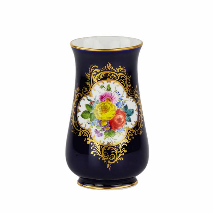 Petit vase de la manufacture de porcelaine de Meissen.