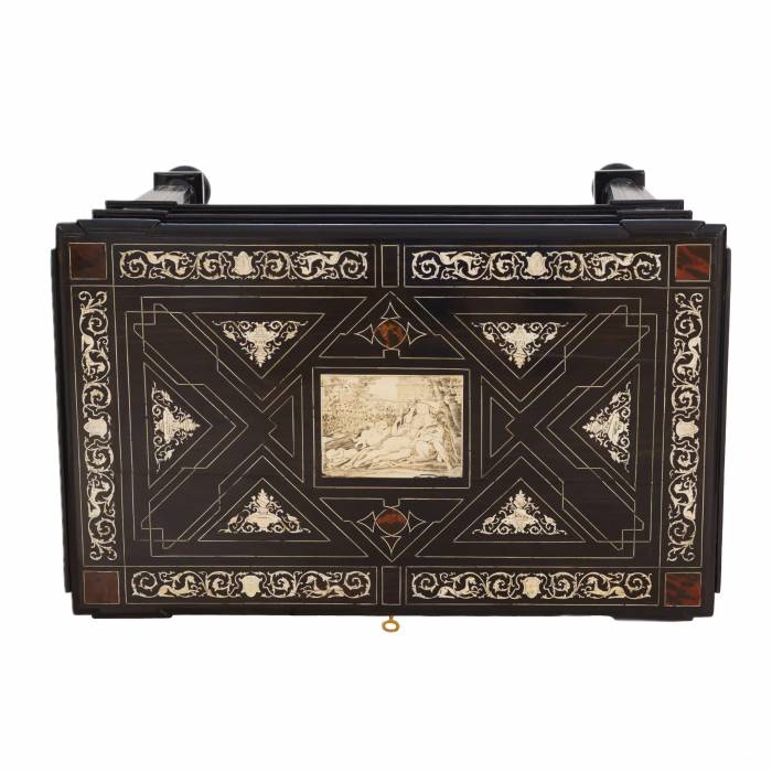 Ferdinand Pogliani. Bureau du 19ème siècle de style Néo-Renaissance.