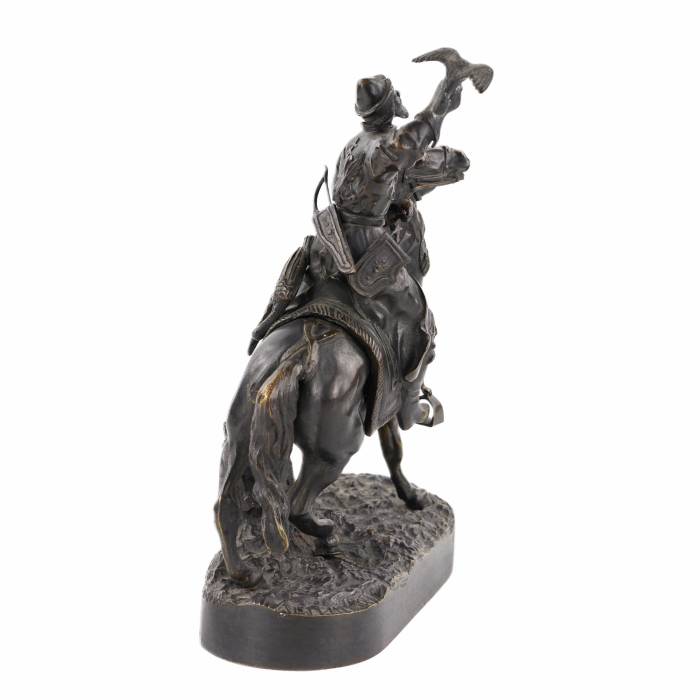 Cara piekūna bronzas skulptūra. Modelis E. Lansers. KRIEVIJA 