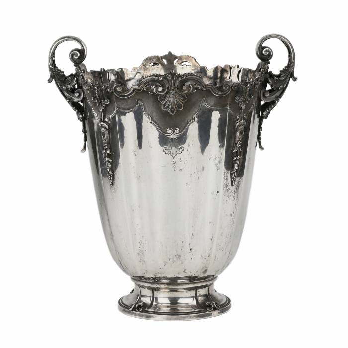 An ornate Italian silver cooler in the shape of a vase. 1934-1944 