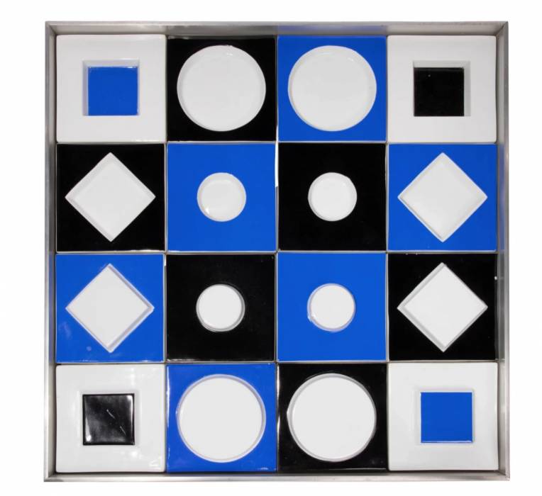 Viktors Vasarelijs. Ierobežota tirāžas porcelāna mākslas priekšmets no Rozentāla fabrikas. 1970. gads 