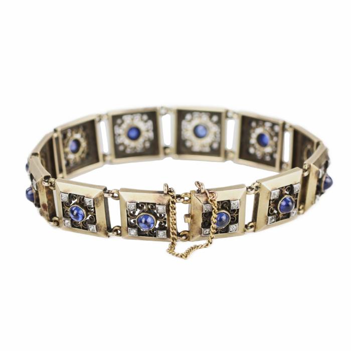 Elegant 56-carat Russian gold bracelet with sapphires and diamonds from Faberge firm. Moscow, Russia 1899-1908. 