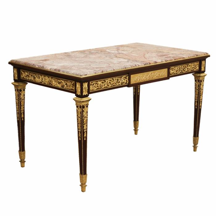 Magnifique table modèle SORMANI. France. 19ème siècle. 