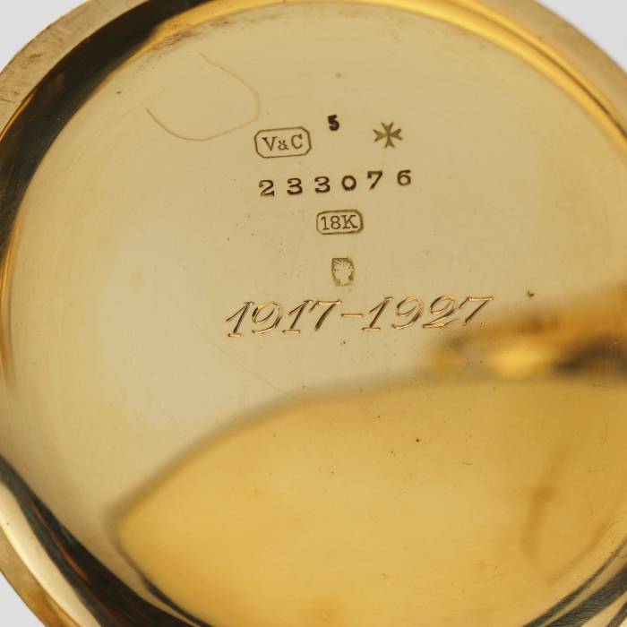 Zelta kabatas pulkstenis no pasaulslavenā uzņēmuma Vacheron &Constantin. 20. gadsimta sākums. 