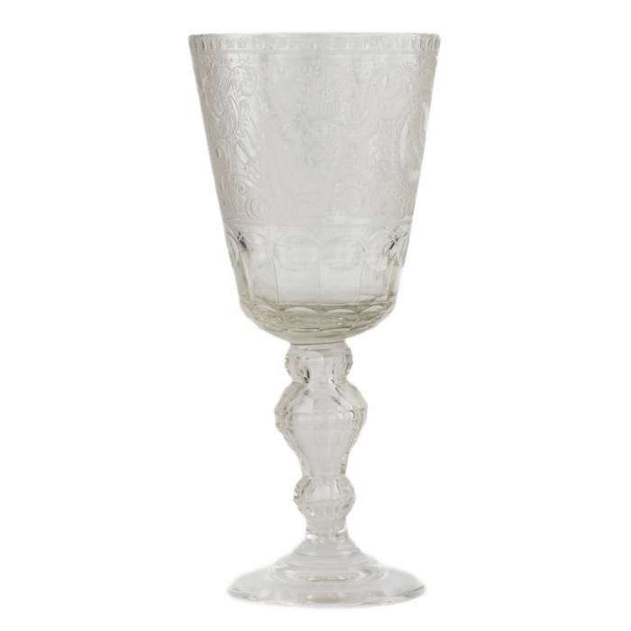 A glass tray goblet with a monogram and a portrait of Elizaveta Petrovna. Russia.19th century. 