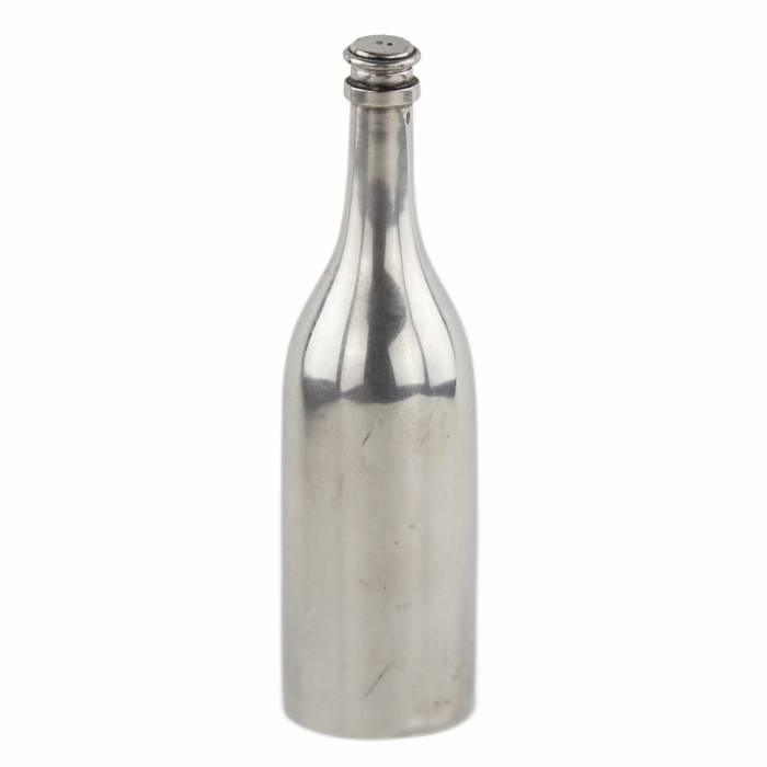 Krievu sudraba pudele degvīnam.Valsts galda vīns. Pēteris Baskakovs. Maskava 1899-1908 