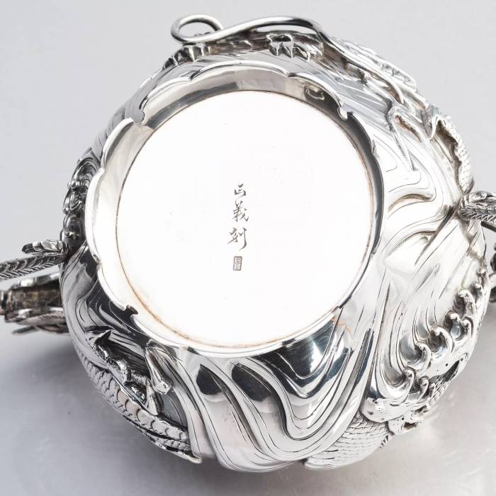 Осима. Японский серебряный чайный сервиз «Дракон».  Начало 20 века.