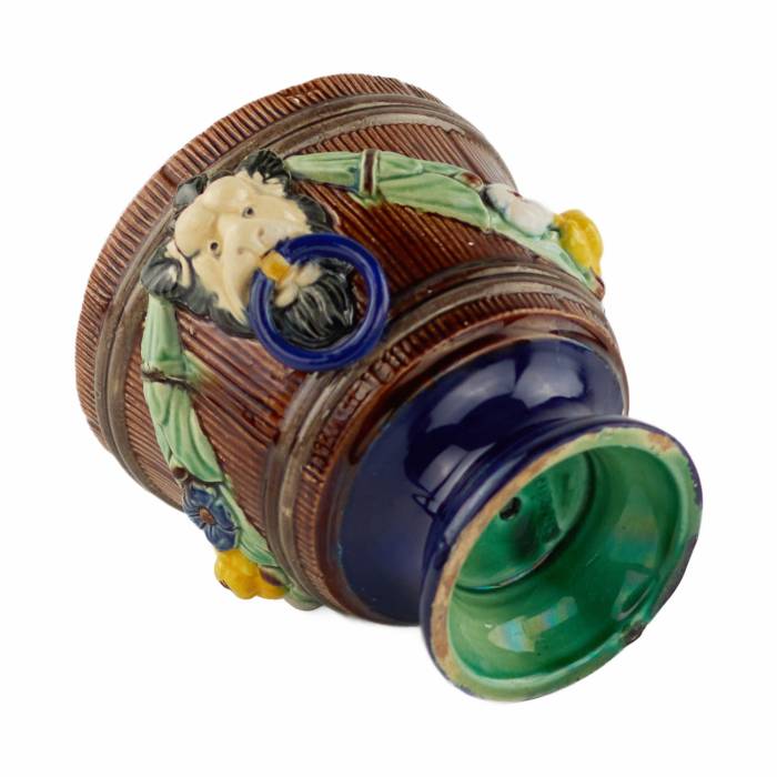 A small majolica flowerpot from the S.I. factory. Maslennikova. 1880s. 