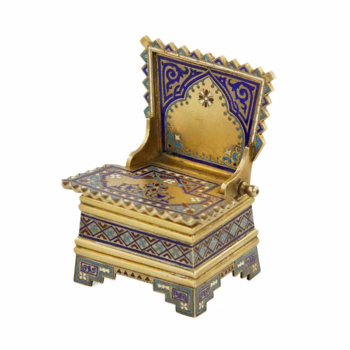 KHLEBNIKOV. Silver salt shaker-throne, champlevé enamel and gilding, in neo-Russian style. Late 19th century 