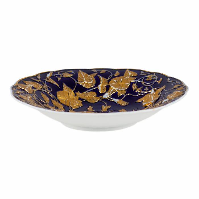 Cobalt blue and gold porcelain dish. Meissen. 20th century.