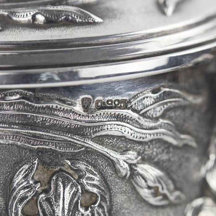 Хрустальный кувшин в серебре эпохи арт нуво.