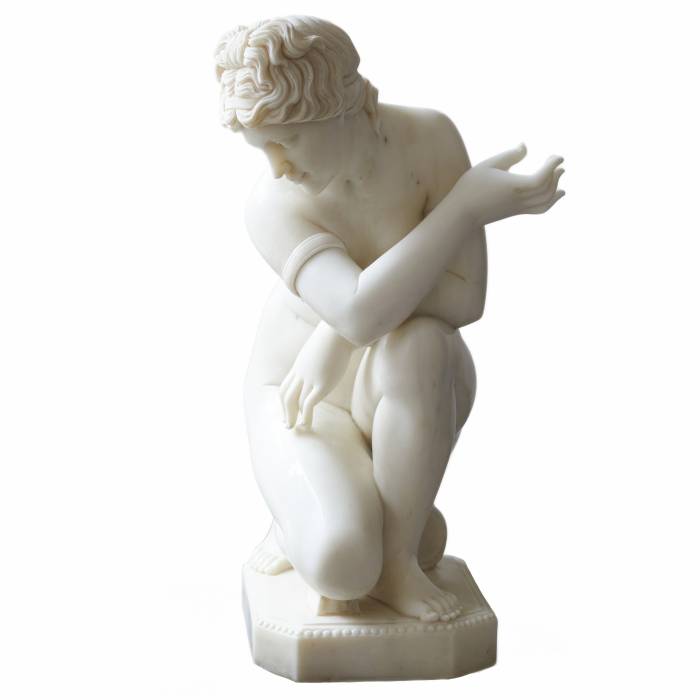 Marble sculpture Bathing of Venus. 19th-20th century. 