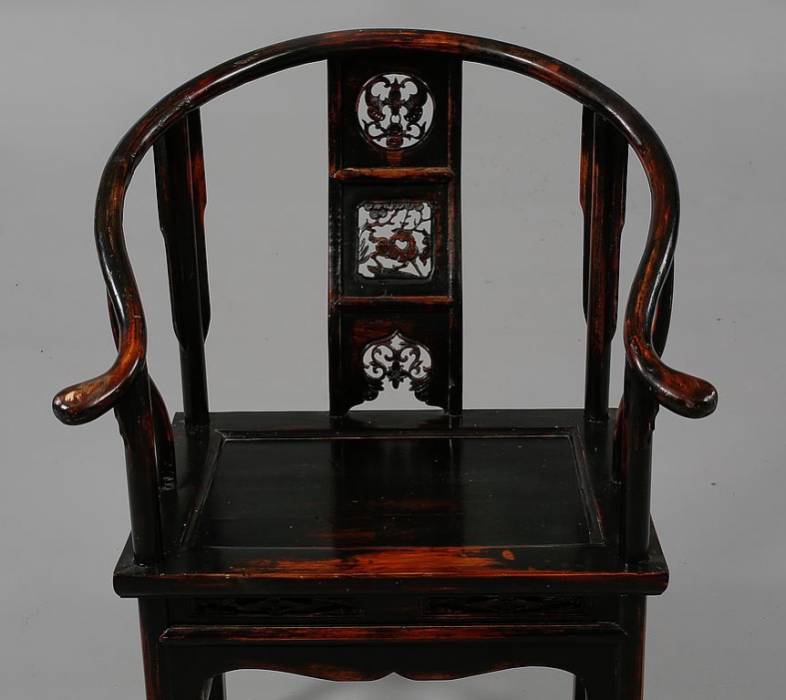 Huanghuali chair, Qing dynasty, 19th century 